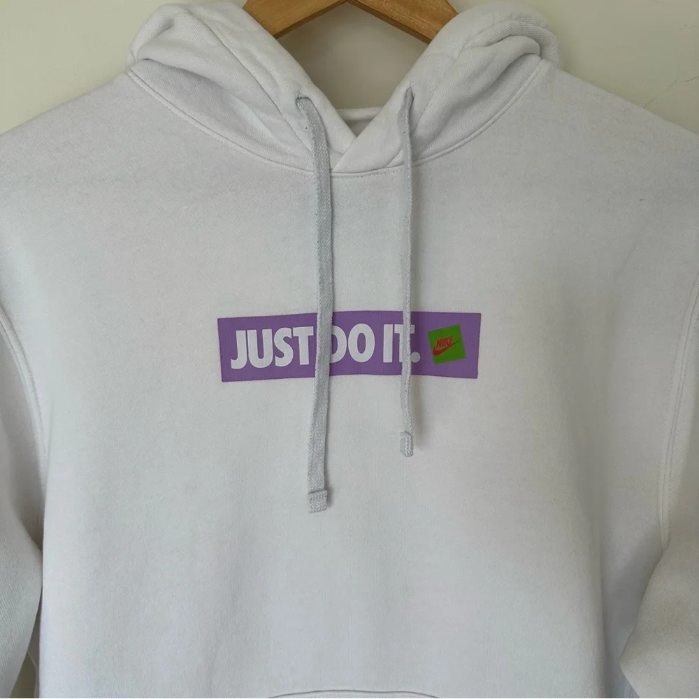 Nike‎ Pullover Hoodie Sweatshirt White Purple Logo Cotton Men’s Size Medium